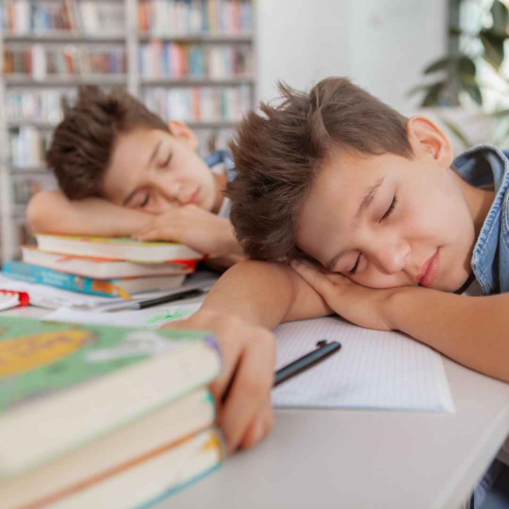 tanda anak kurang energi saat puasa